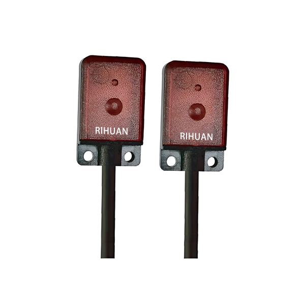 Thin Type Photoelectric